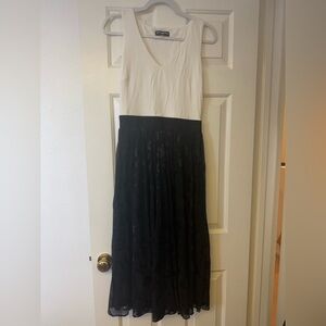 Women’s KARL LAGERFELD Paris Black and White Dress - Size Small